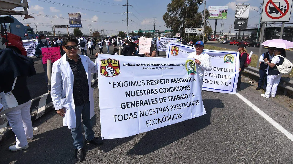 1019343_Bloqueo trabajadores salud México-Toluca_web